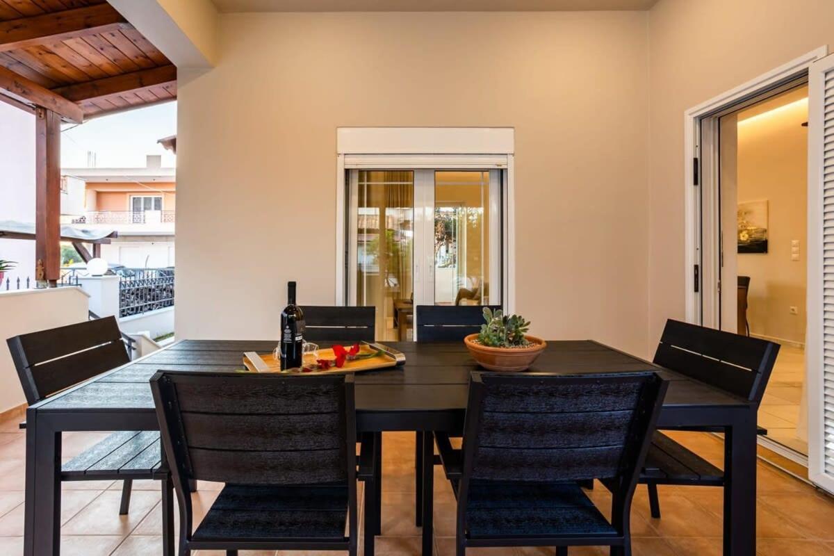 Filiatra Downtown Cozy Retreat - Homely Vibes Exterior photo