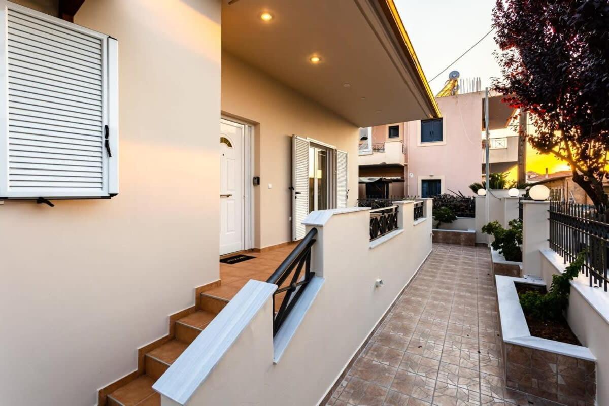 Filiatra Downtown Cozy Retreat - Homely Vibes Exterior photo