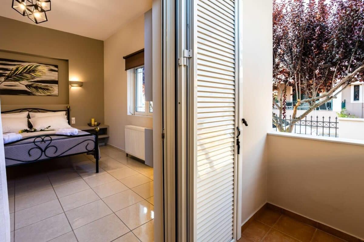 Filiatra Downtown Cozy Retreat - Homely Vibes Exterior photo
